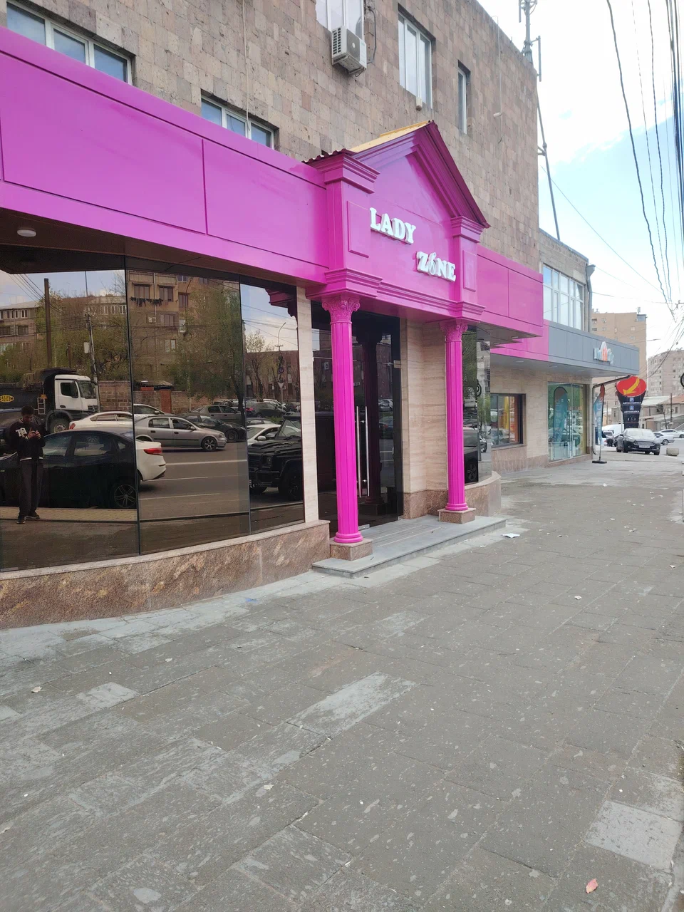 LadyZone studio location